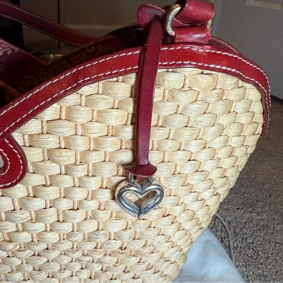 VTG Brighton Marilyn Basket Weave Red Bandana Drawstring Heart Handbag - Picture 4 of 12